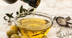 Olive Oil Mask for Face and Hair